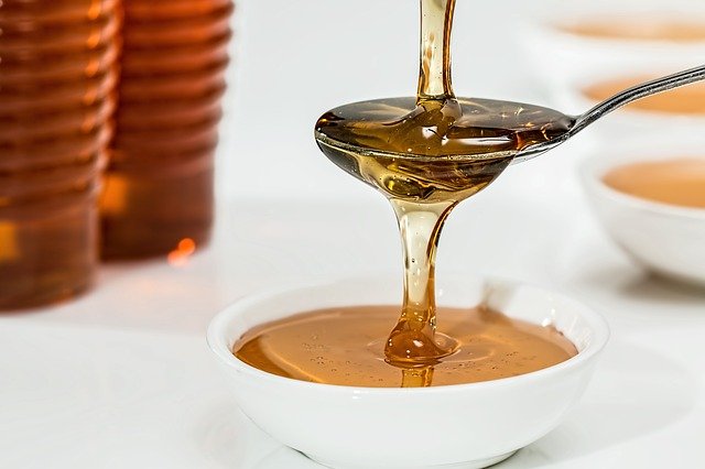 化学処理をしていない蜂蜜は天然成分